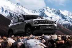 搭载“三电机+大电池”, 2025款捷途山海T1湖南上市