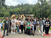 湘潭大学与上海大学青年学生联合开展主题团日活动