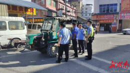 永顺县万坪镇推进交通问题顽瘴痼疾联合整治