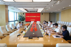 郭占扬赴岳阳临港高新区座谈 专题研究做大对非贸易规模和口岸建设工作