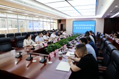 周志军讲授深入贯彻中央八项规定精神学习教育专题党课