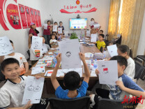 湘潭大学艺术学院学子开启“艺术+心理”教育帮扶之旅