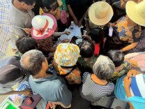 南华大学赴长潭村开展义诊活动