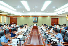 胡贺波主持召开2025年湘潭市长株潭一体化发展领导小组会议