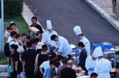 三湘时评丨把“五星级服务”搬到路边来