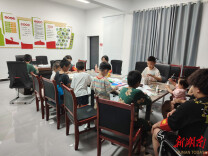 长岭街道望城村：用活农家书屋打造成长驿站