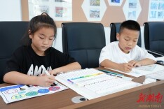 从 “闲坐唠嗑” 到 “书香为伴”泾港村农家书屋的书香密码