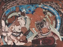 负重前行的“精神苦旅者”