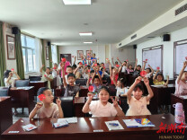 辰溪县科技馆开展探秘科技，乐享七彩假期！