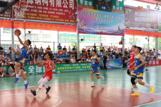 17支队伍逐鹿雪峰湖 篮球点燃小镇夏日激情