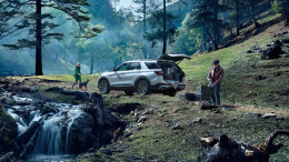 全新福特探险者四驱穿越版解锁空间魔法