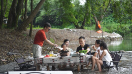 只要你出发，多晚都不晚！来中方县黄溪村“不晚露营基地”，体验藏在山水间的那份惬意