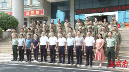 唐超学、刘华中带队开展“八一”走访慰问