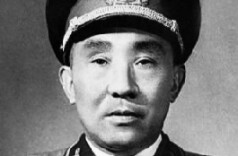 李聚奎：功高德亦高，补授上将军衔