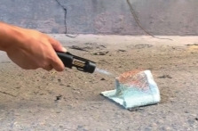 便携式喷火器能防身驱狗？律师提醒应注意防卫的尺度