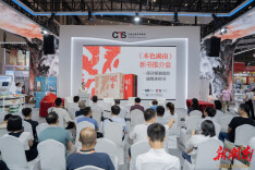 唯有本色照初心