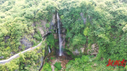 【福地怀化·康养季】龙口瀑布：家门口的清凉宝藏地 成市民休闲新宠