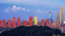 湘江霓虹与古阁飞檐、市井烟火……我们都在拍“夜”长沙