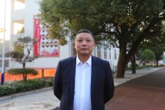 向伟雄：扎根乡土，做点亮心灵的思政引路人