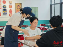 从摊主到店主，创业陪跑计划托举楼区青年创业梦