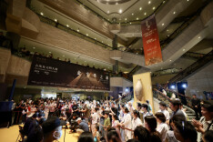 2777966！上博埃及展刷新全球收费特展参观人数纪录 直击收官夜：半夜11点还有观众进场