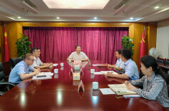 毛万春在湖南金融监管局调研