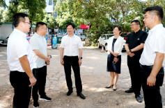 吴新伟调研裕南街街道经济社会发展情况：打造金融外滩“新引擎” 开创街道发展“新局面”