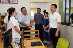 黄军其围绕公共服务体系建设开展“十五五”规划专题调研