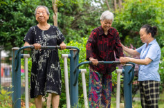 让家门口养老更幸福（人民时评）