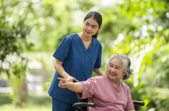 深化养老服务改革 推动实现老有所养老有所为