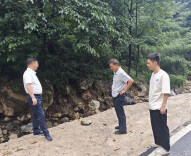 冷水江市三尖镇：监督促发展 履职惠民生