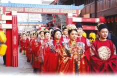 常德日报丨七夕赴国潮婚典 感受定制版“常德浪漫”