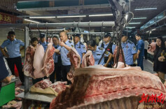 全省多地开展“零点行动”筑牢舌尖安全防线