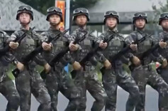 受阅官兵劈枪训练有多帅？直击徒步方队阅兵训练场