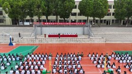 临澧县职业中专学校2025级新生军训拉开帷幕