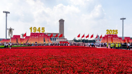 从1945到2025：湖南日报记者带你直击阅兵现场，用影像书写盛世回响