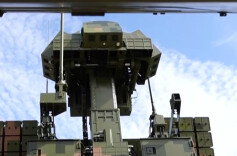 “利刃”出鞘！近距离了解反无人机方队“铁三角”装备