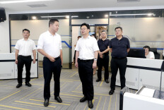 奋力打造中部一流、全省领先的数字经济发展示范高地