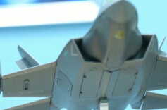 歼-35与歼-35A两款战机各有什么特点？操纵装置大不同