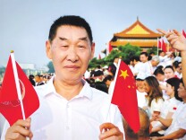 “感到骄傲和自豪！”岳阳籍烈士张超父亲受邀观礼阅兵，见证盛世强军