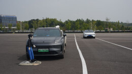 智驾辅助哪家强？十大热门车型决战“魔鬼考场”