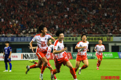 运达地产带你看“湘超”│一记头球、一粒点球，长沙队“开门红”