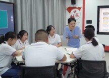 张琴：三尺讲台育桃李，教研双馨谱华章