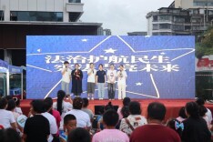 送法下乡再出发，长理学子创新情景剧助力筑牢乡村“防骗墙”