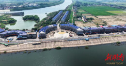 洞庭渔娘刘静：“触网”闯出致富新天地