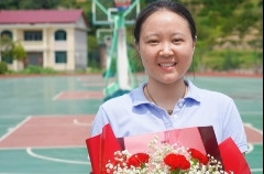 教师节，鲜花献给宝塔山村的“骄傲”