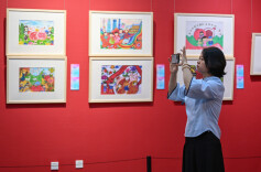 内蒙古自治区青少年铸牢中华民族共同体意识书画艺术作品展在呼和浩特举行