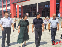 麻阳苗族自治县委书记江涛深入代远学校调研指导工作