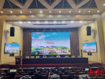 湖南工程学院举行新生“爱心大礼包、爱心棉被”发放仪式