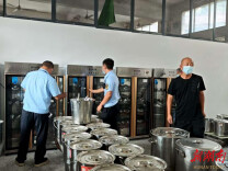 永顺县市场监督管理局织密秋季校园食品安全“防护网”